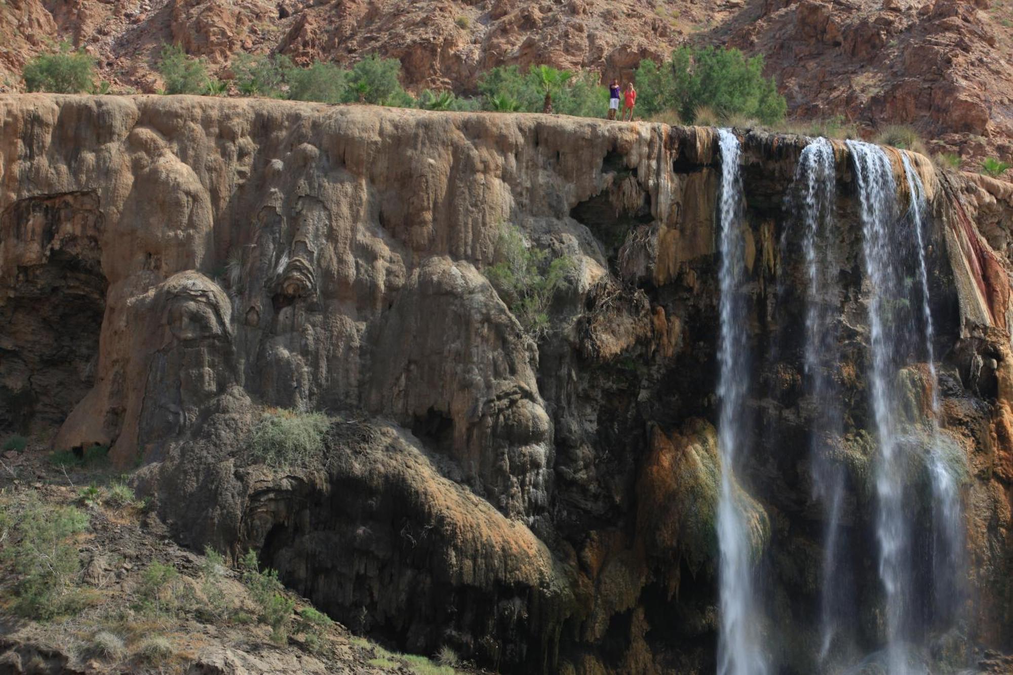 Hotel Ma'In Hot Springs Esterno foto The Toudra Falls