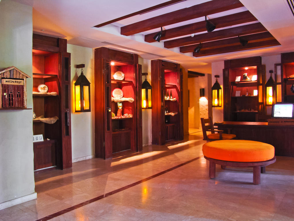 Hotel Ma'In Hot Springs Esterno foto The interior of the hotel