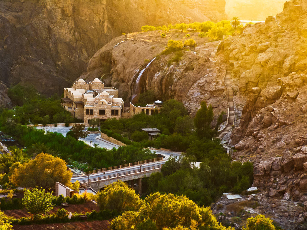 Hotel Ma'In Hot Springs Esterno foto Al-Qaraa