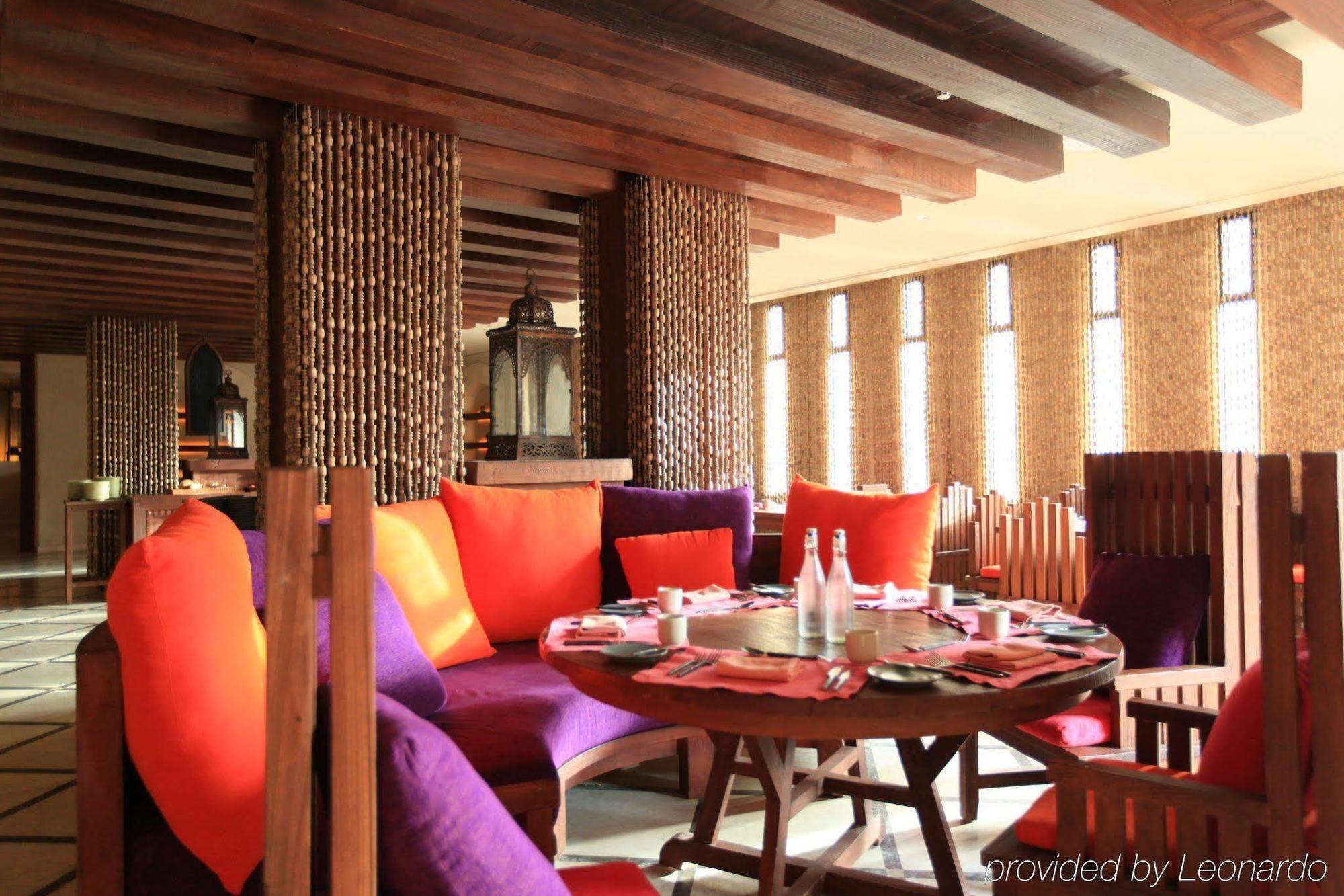 Hotel Ma'In Hot Springs Ristorante foto The interior of the restaurant